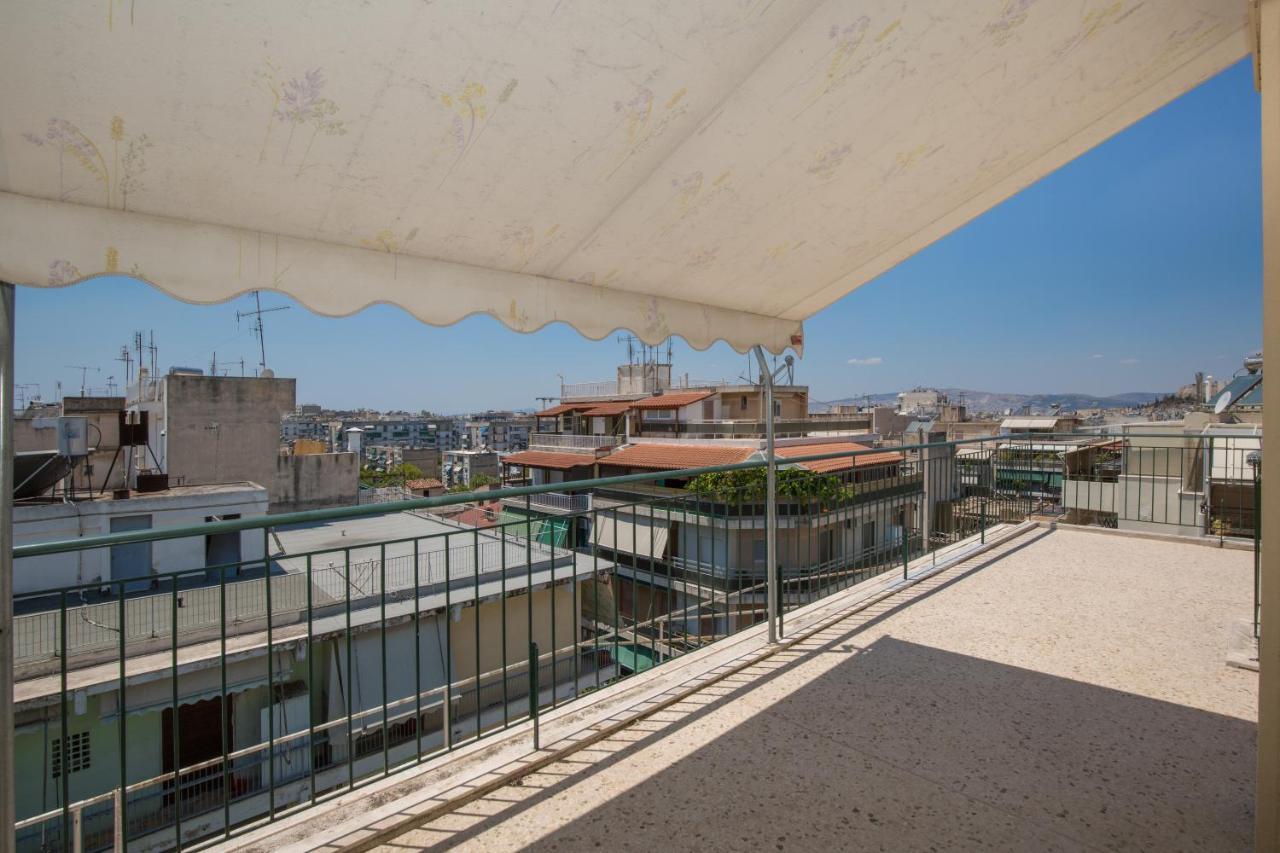 Cosy Apartment With Terrace Near Metro Station Atenas Exterior foto
